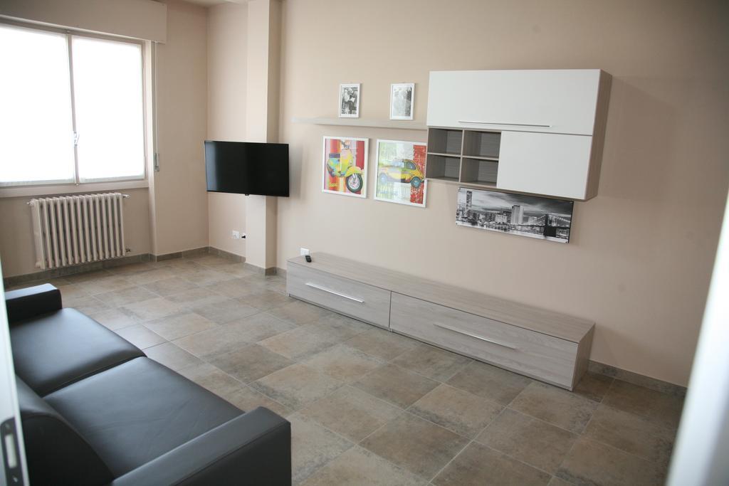 Siag Apartments Cormano Rum bild